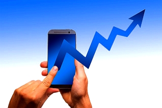 Prodeje smartphonů rostly