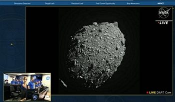 První test obrany Země před tělesem z vesmíru - Sonda DART zasáhla asteroid - NASA