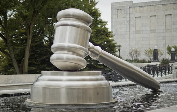Soudcovské kladívko (Ilustrační foto)