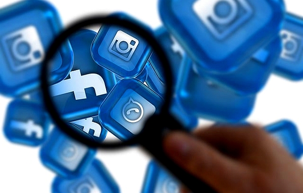 Meta platforms - sociální sítě Facebook a Instagram