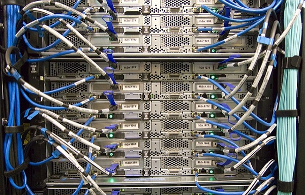 Server - Datové přenosy - Internet (Ilustrační foto)
